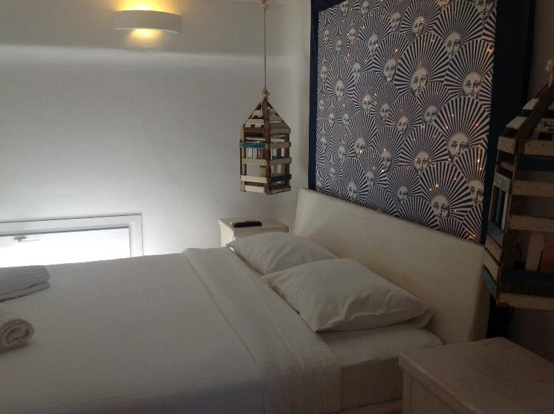 Blue, White And Grey Suites Ornos (Mykonos) Exterior foto